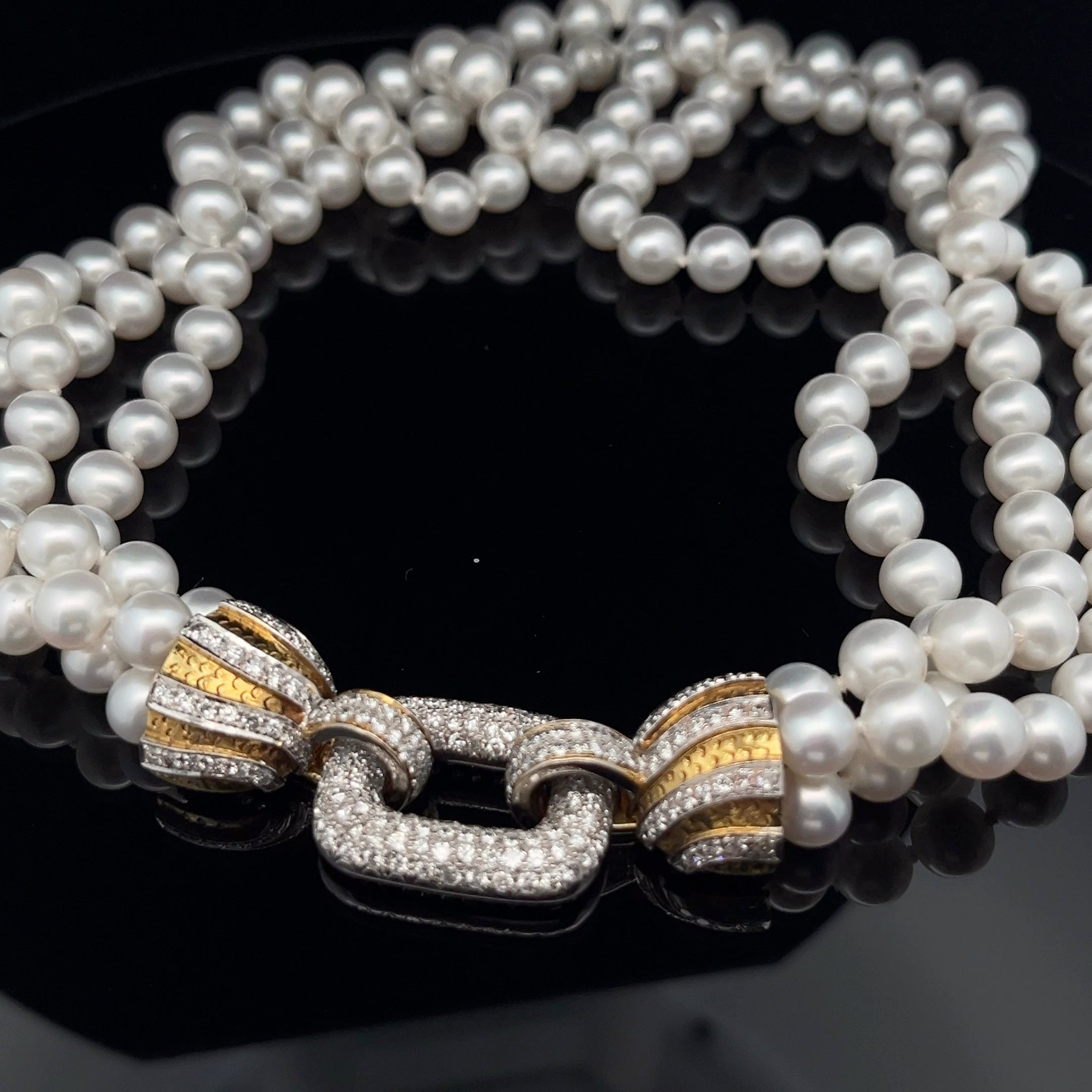 14k Yellow Gold  1.63ct G VS2 Round Diamond and Fresh Water White 3 Strand Pearl Necklace