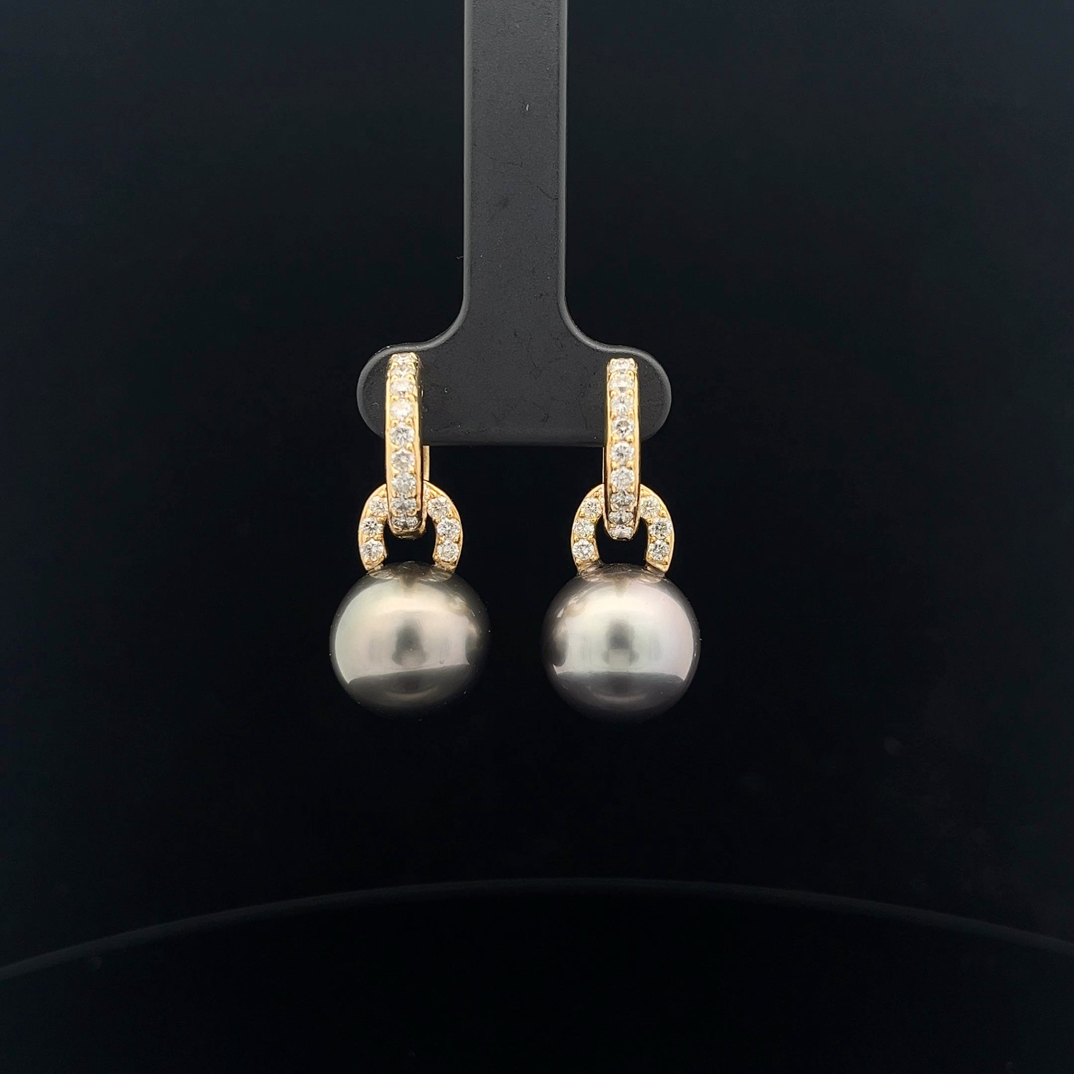 18k Yellow Gold 1.00ct F VS2 Round Diamond and Tahitian 13mm Pearl Earrings