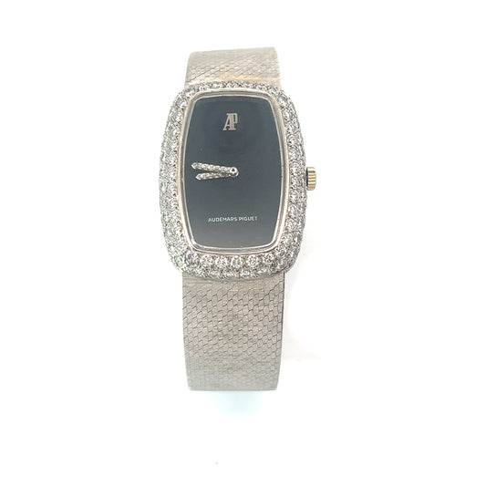 Pre-Owned Authentic Vintage Audemars Piguet Ladies 18k Diamond Bezel Watch