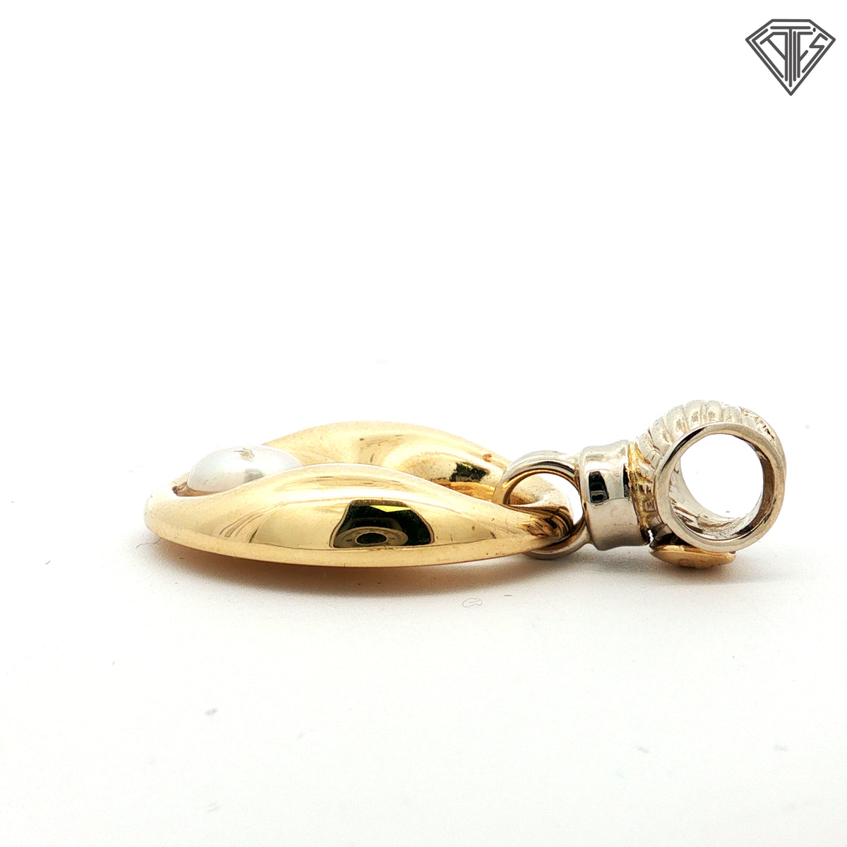 18k Two Tone Gucci Link with Freshwater Pearl Pendant 5.3 gram Design By SIDRA Marked #195 PD