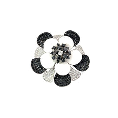 18k White Gold 2.50ct Round Black Diamond and 1.00ct F VS1  Round White Diamond Flower Fashion Ring