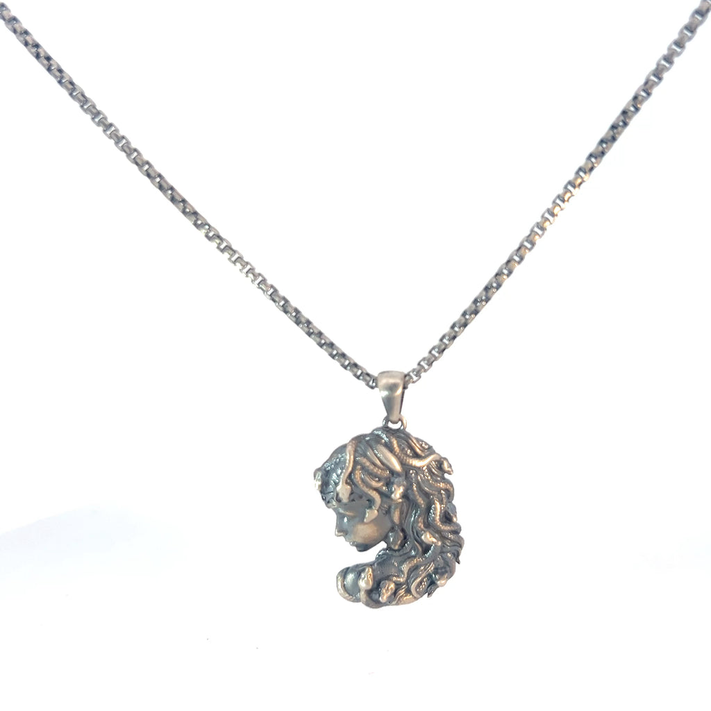 Sterling Silver 23.8 gram Necklace/ a Lady Face with Snake in her Head Pendant
