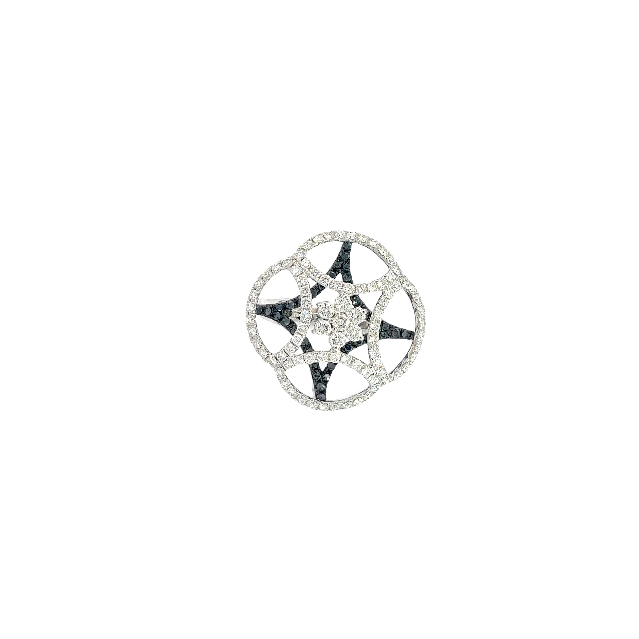 18k White Gold 1.05ct F VS2 Round White Diamond and surround by .25ct Round Black Diamond Ring
