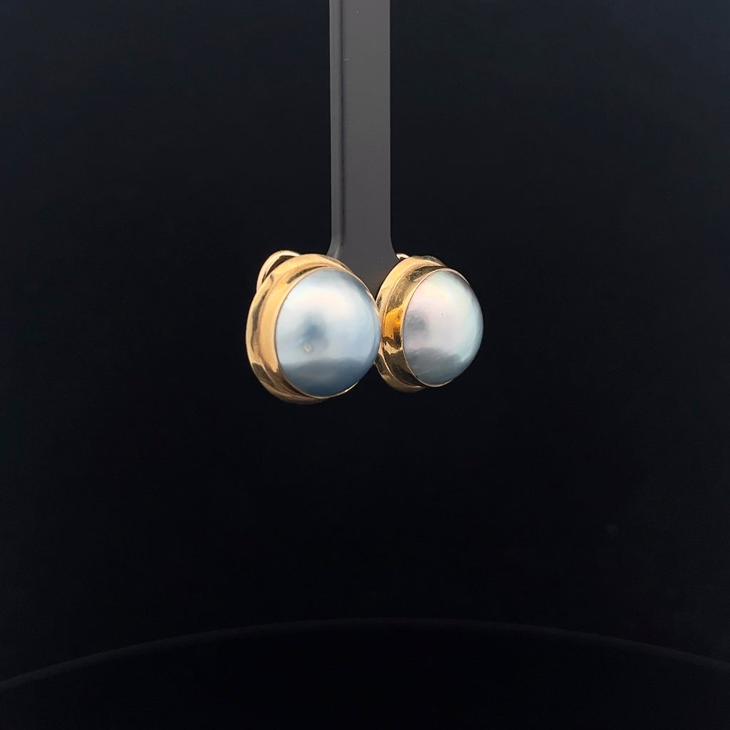 14k Yellow Gold Fresh Water White Mabe Pearl 14mm Stud Earrings