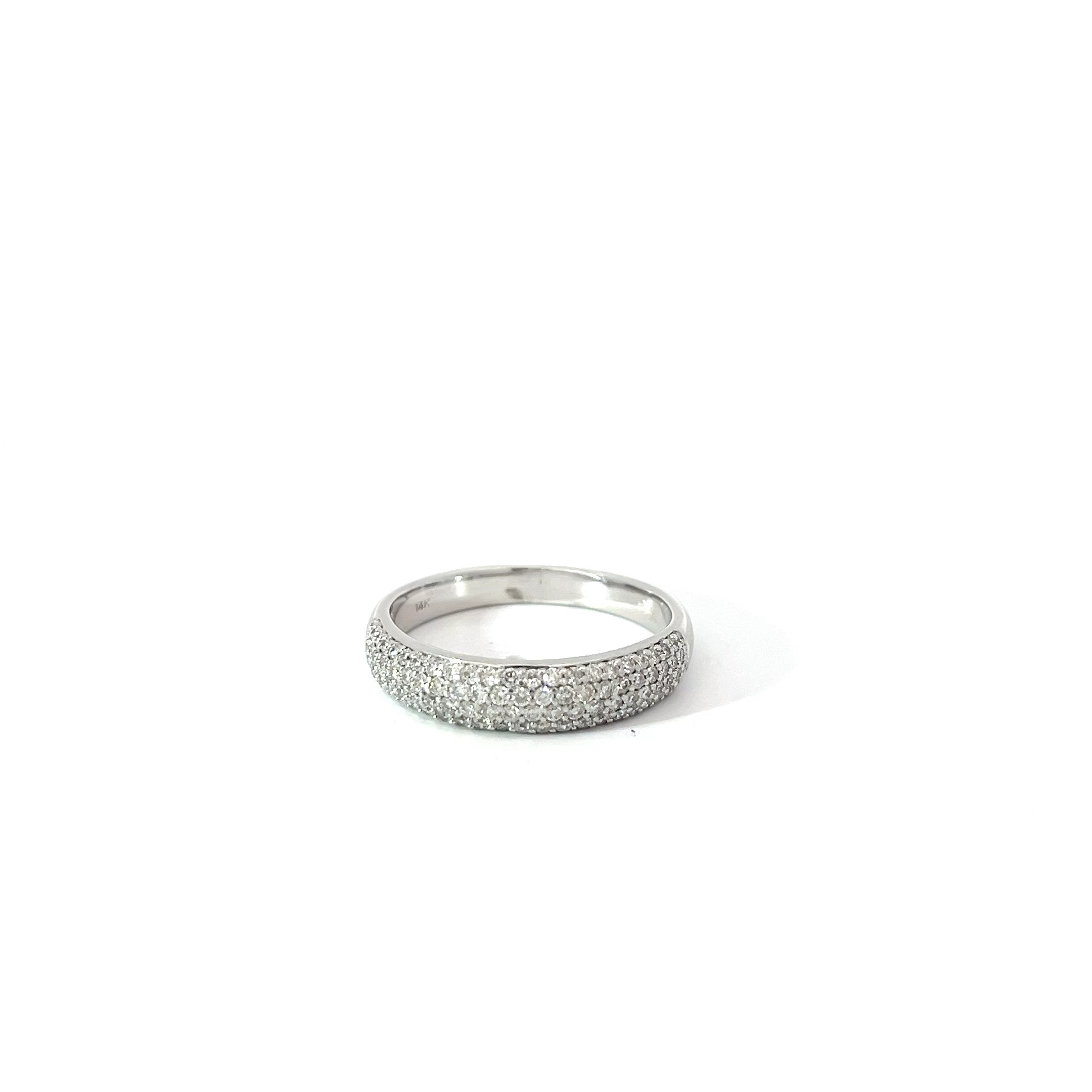 14k White Gold .75ct G VS2 Round Diamond 4 Rows Domed Pave Band