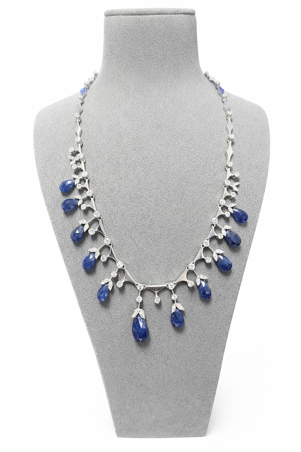 14k White Gold 30.00ct Briolette Natural Blue Sapphire Pear/ Tear Drop Shaped/ 1.75ct G VS2 Round Diamond Vintage Necklace