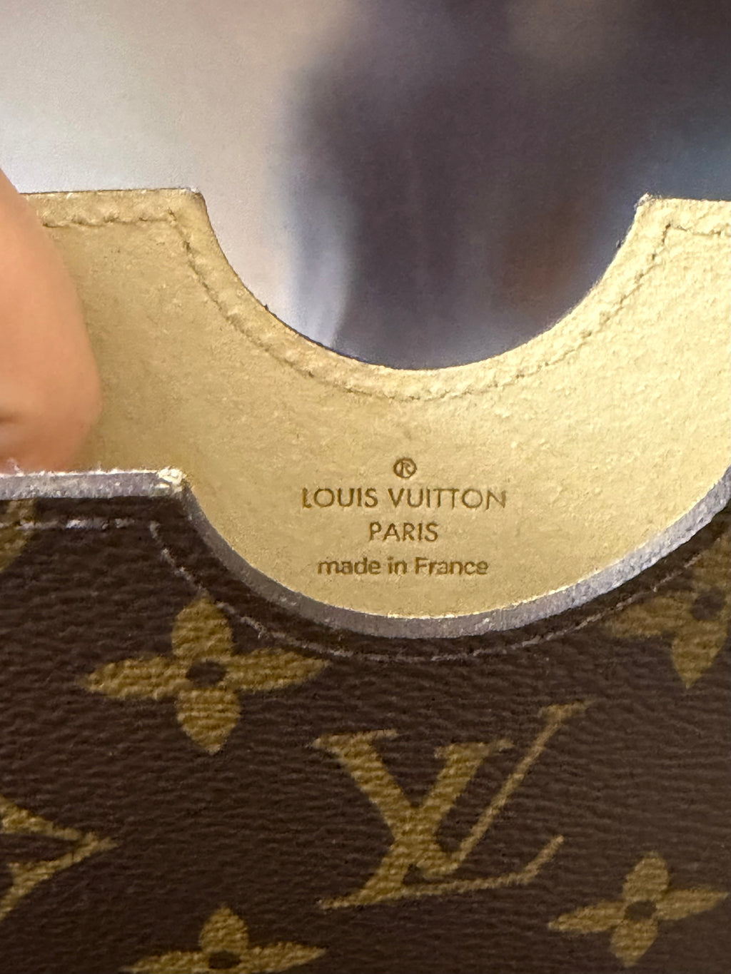 Pre-Loved Louis Vuitton Monogram Canvas Tablet Sleeve/ i Pad Case 9.5 x 8 mm