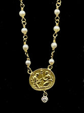 Load image into Gallery viewer, 14KY .10 CT GVS2 ROMAN COIN WITH PEARL NECKLACE