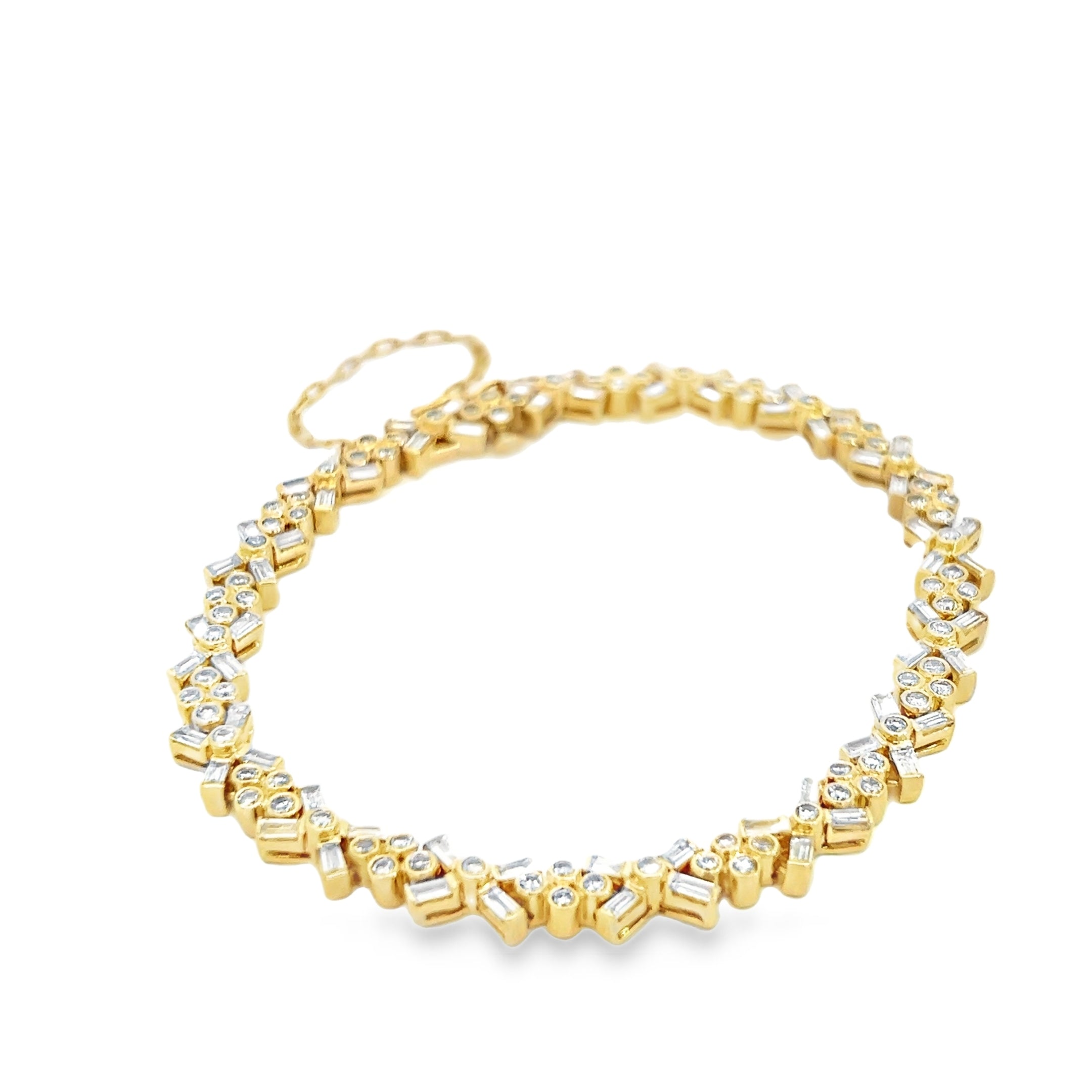 14k Yellow Gold 4.00ct G VS2 Round and Baguette Total Weight of Diamond Bracelet