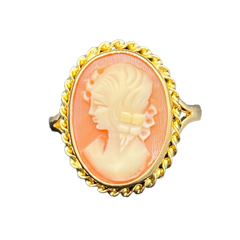 18KY CAMEO RING