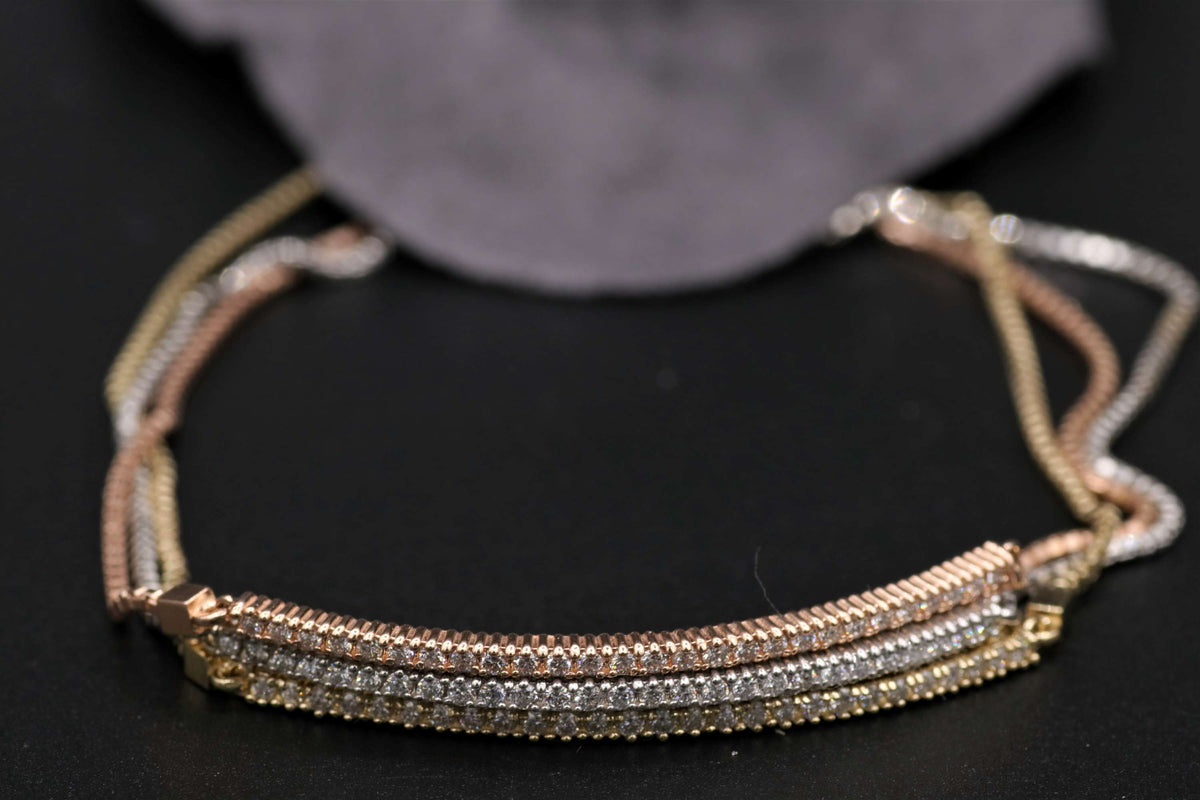 Ladies 14k Diamond Bolo Bracelet