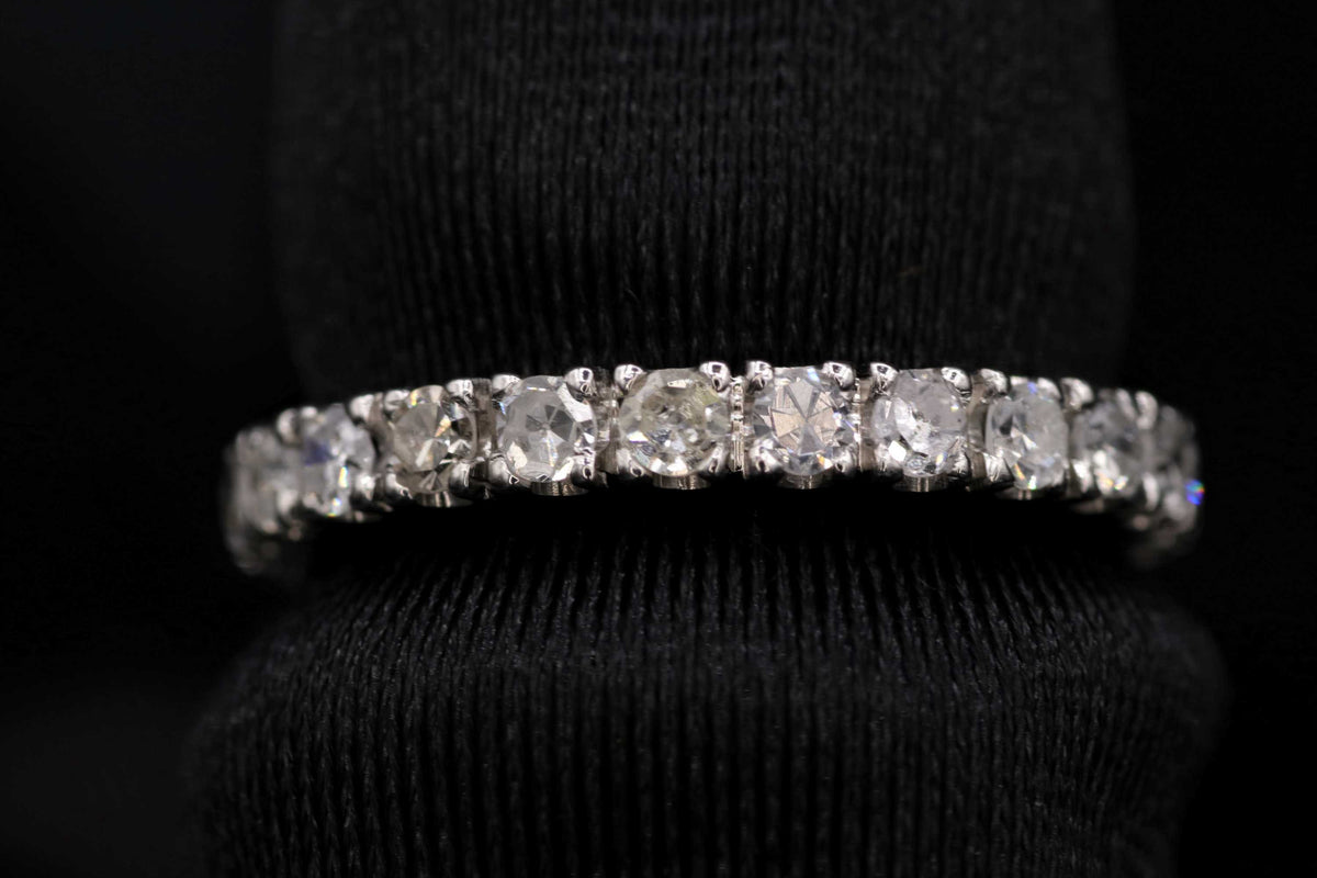 Ladies Platinum Vintage Diamond Eternity Ring