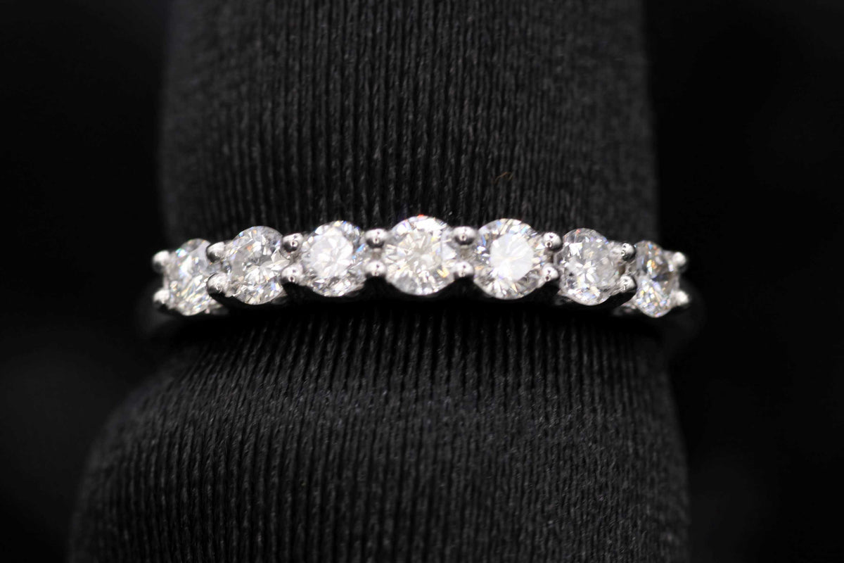 Ladies 14k white gold diamond wedding band ring