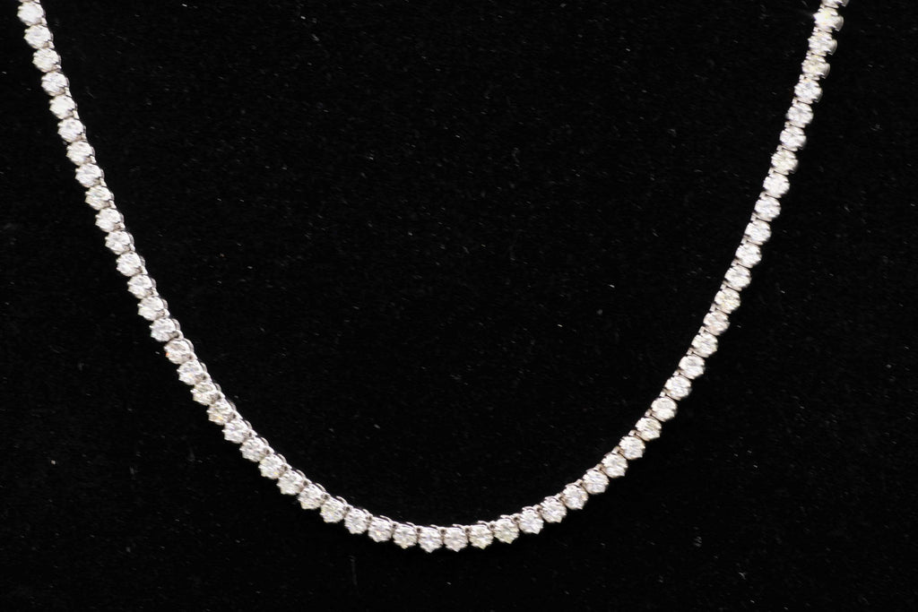 14k white gold Diamond Tennis necklace