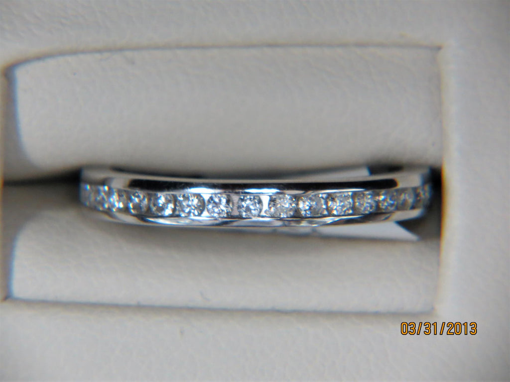 Ladies 14k white gold Diamond Eternity ring