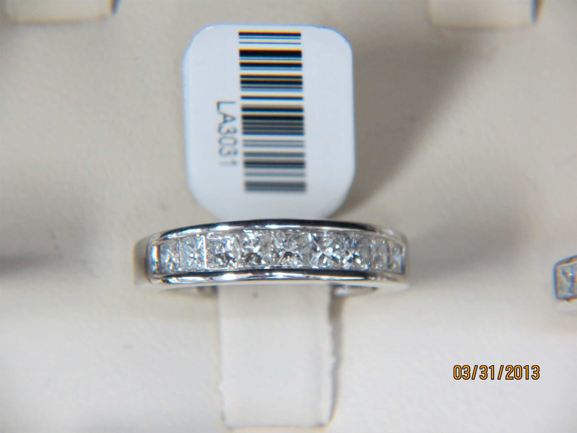 Ladies 14k white gold Princess Cut Diamond wedding ring