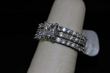 Load image into Gallery viewer, Ladies 14k white gold Princess cut Diamond engagement ring