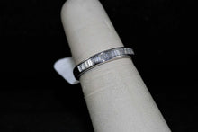 Load image into Gallery viewer, Ladies 18k white gold Diamond Eternity ring