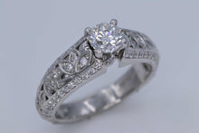 Load image into Gallery viewer, Ladies Platinum Round Diamond engagement ring