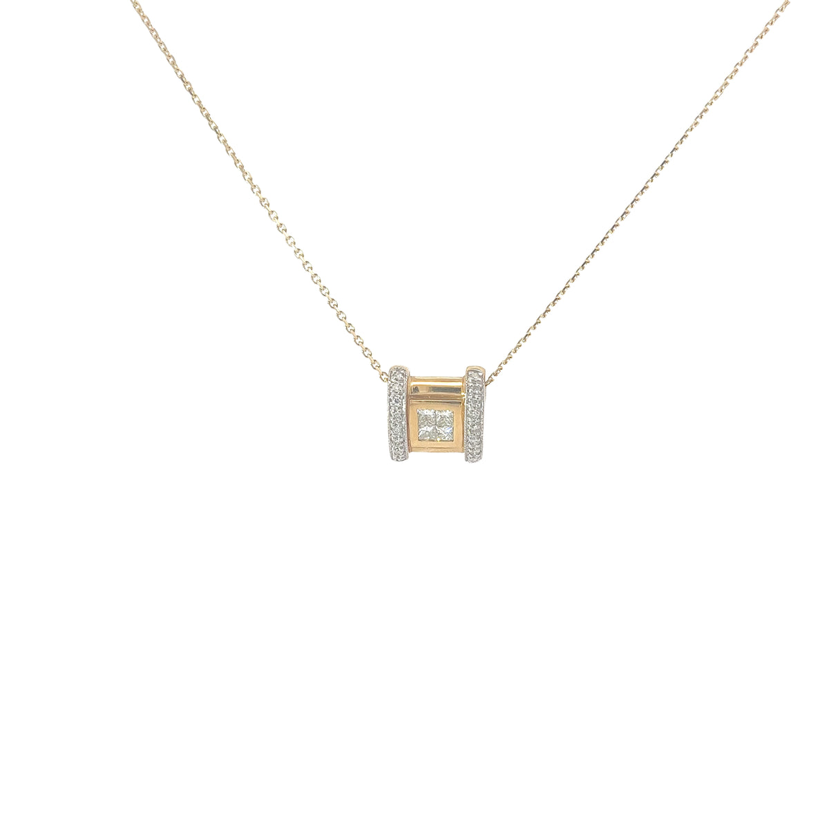 14k Yellow Gold .35ct G VS2 Princess Cut and Round Diamond Necklace