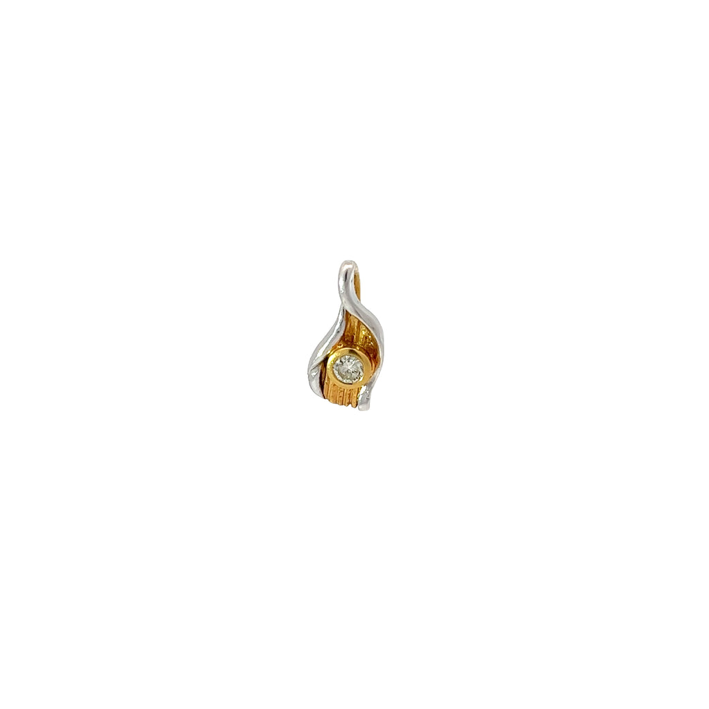 14k Yellow Gold .15ct G VS2 Round Diamond khamsa Necklace
