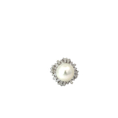 14k White Gold 1.50ct F VS2 Baguette/ 1.25ct F VS2 Round Diamond Ballerina Style with 14 mm South Sea Salt Mother Pearl Ring