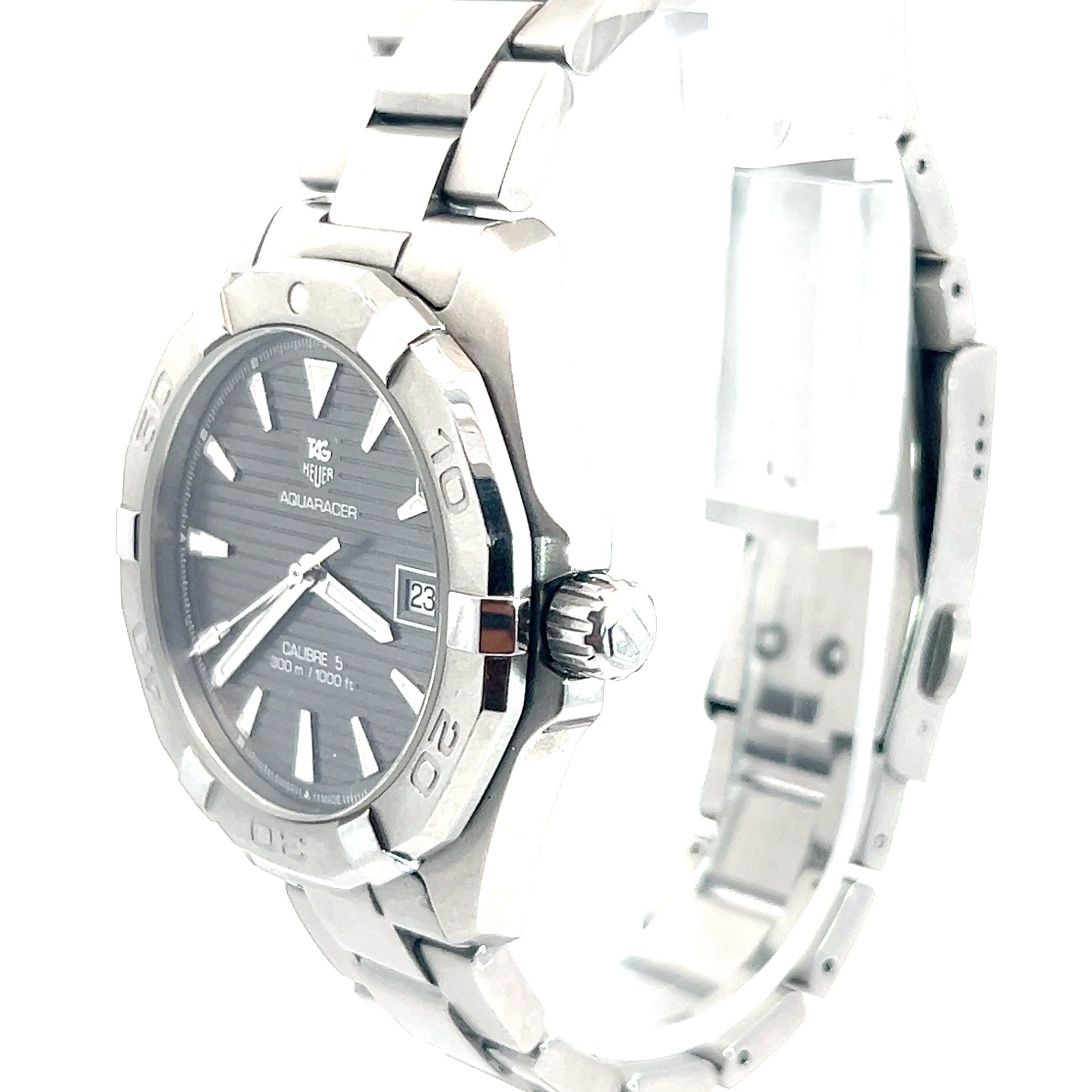 Pre-Owed Tag Heuer Aqua Racer 300m Caliber 5 /41mm / Automatic/ Date/ White Marker/ Gray Dial