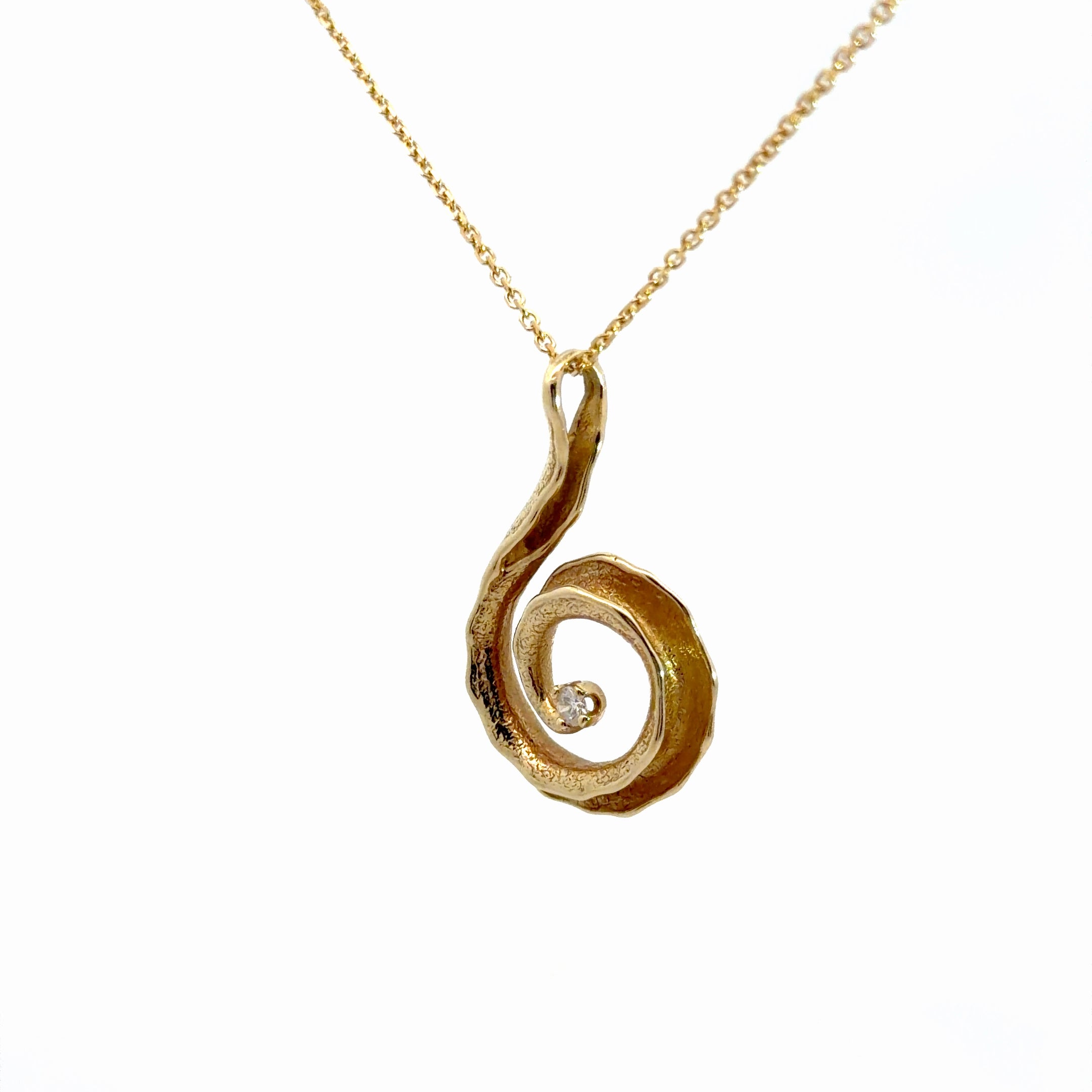 14k Yellow Gold .07ct G SI1 Round Diamond Swirl Pendant 4.6 gram