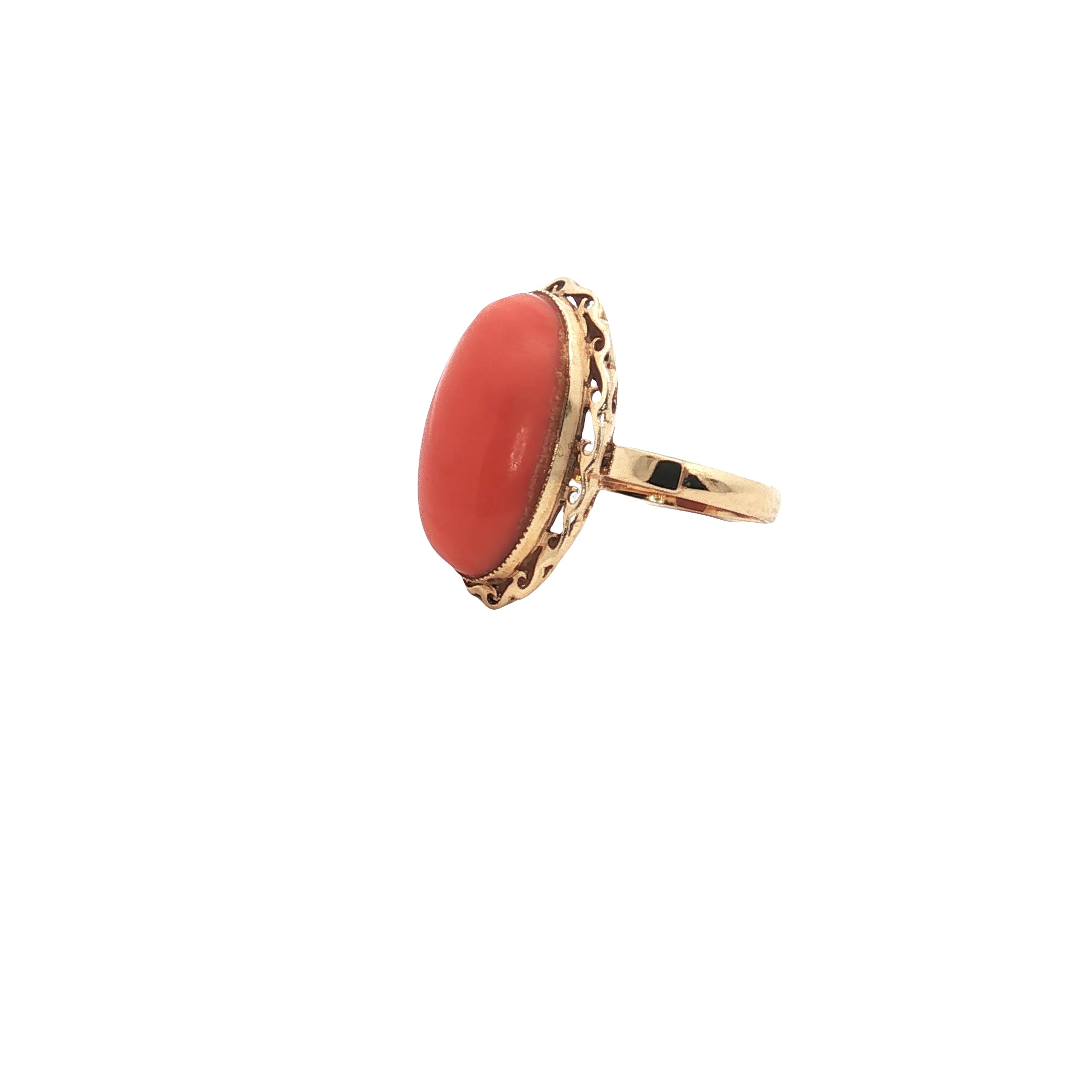 14k Yellow Gold Vintage Oval Coral Ring Size 6