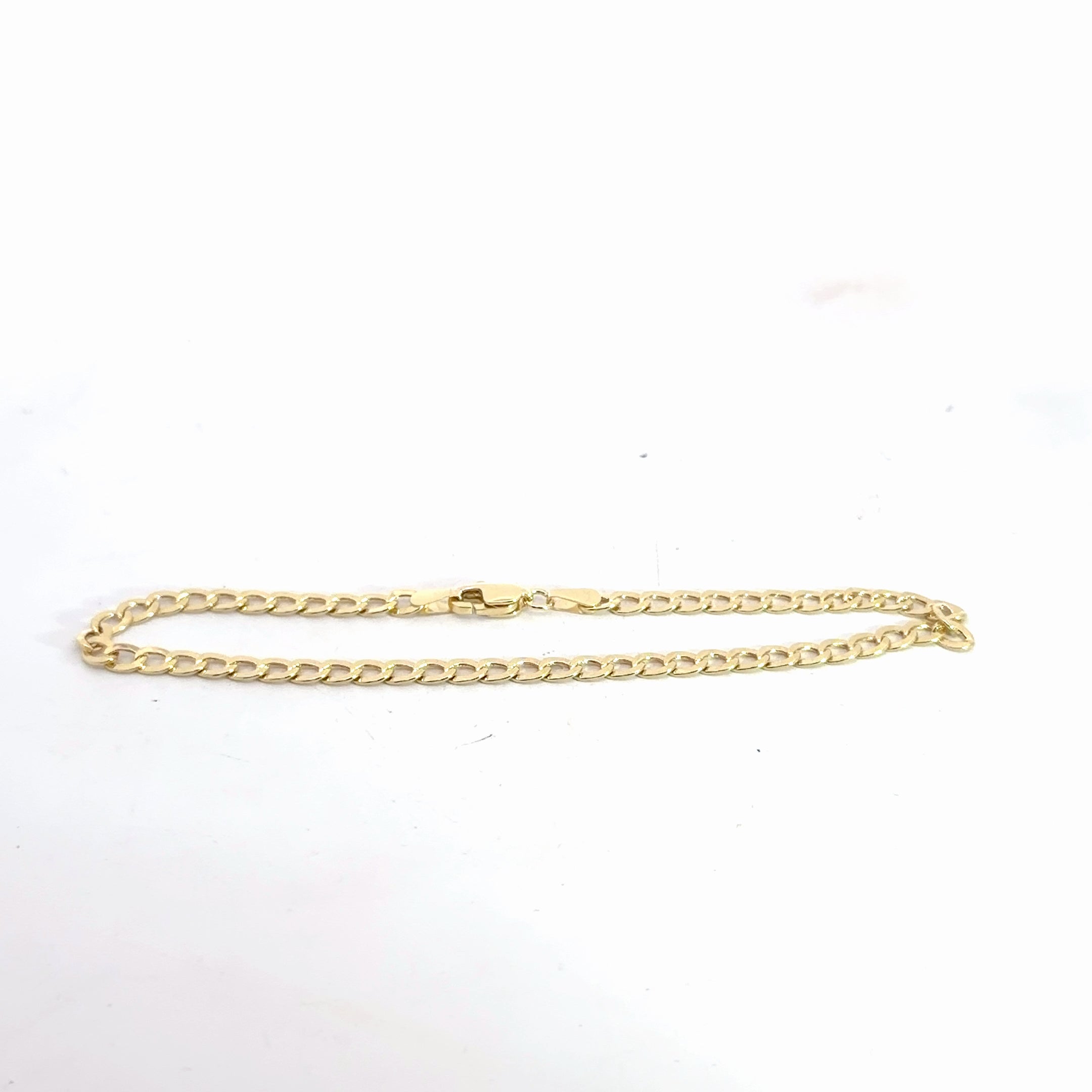 14k Yellow Gold 2.2 gram Open Curb Bracelet 8"inch