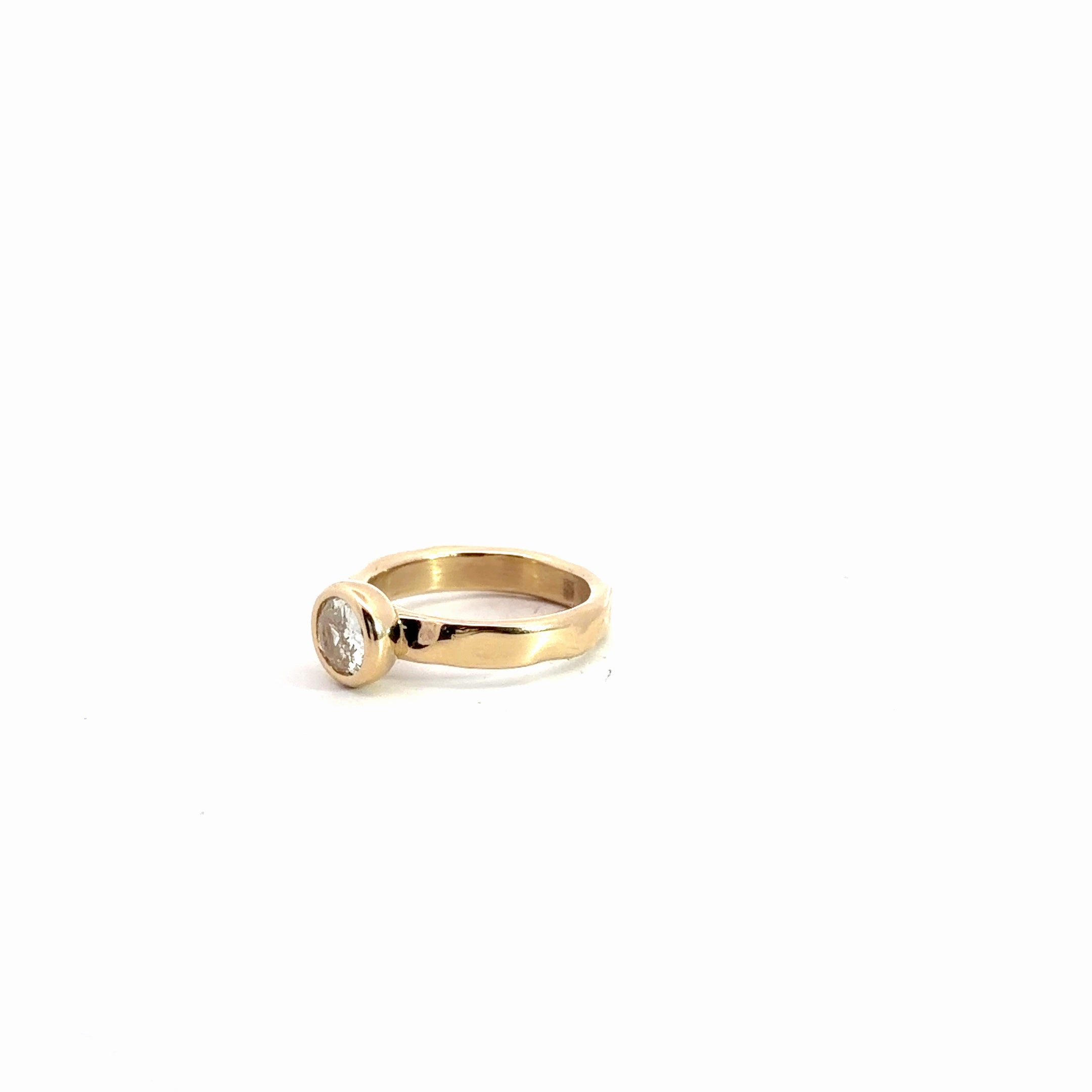 14k Yellow Gold Round Old European Cut Diamond Hammered Ring 6.5 size
