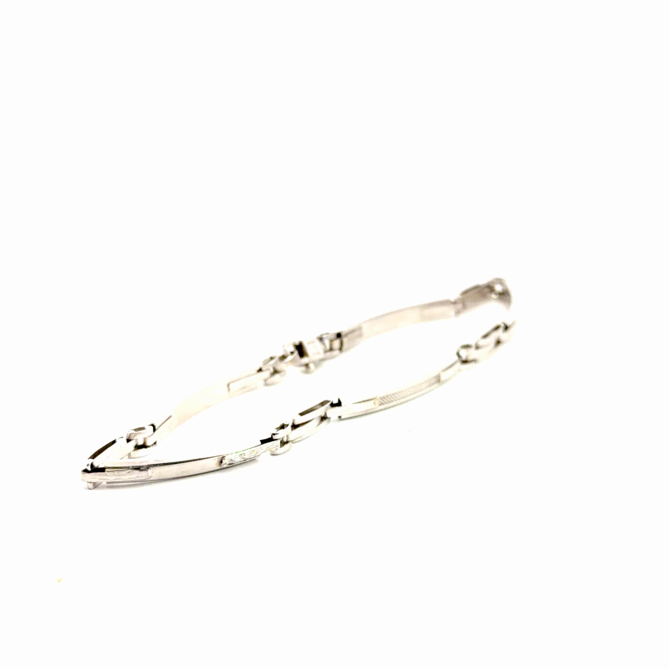 14k White Gold 4.6 gram Link with Diamond Cut Bracelet 8"inch