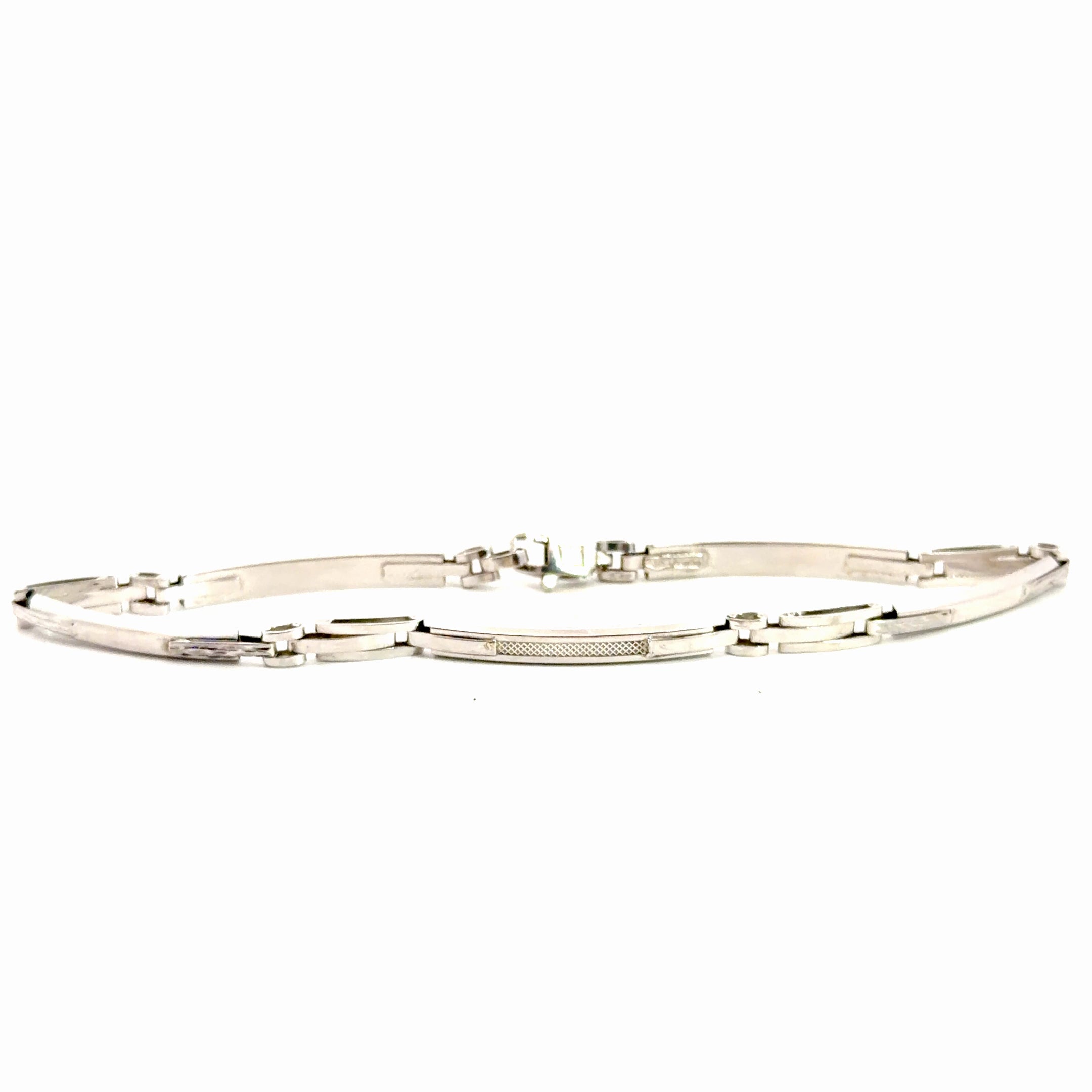 14k White Gold 4.6 gram Link with Diamond Cut Bracelet 8"inch