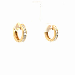 18k Yellow Gold .55ct H SI1 Round Diamond Huggie Earrings