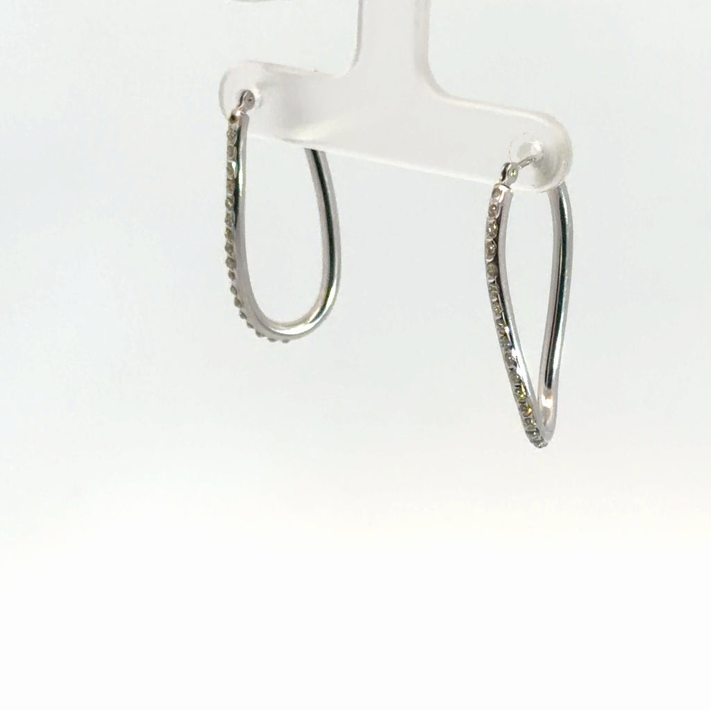 14k White Gold Oval Shape  Hoop Earrings 1.1 gram