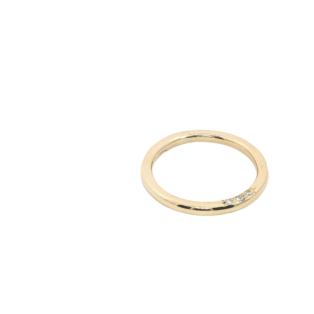 14k Yellow Gold .06ct G SI1 Round Diamond Band