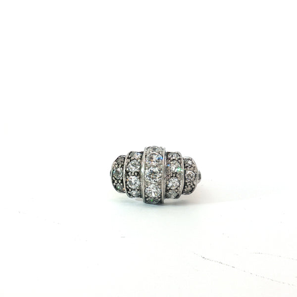 Bold Art Deco 1920's Platinum Top and 18k Yellow Gold Bomb Ring Set with Graduated 1.60-1.90 Carats of G VS2 Old European Cut Diamonds
