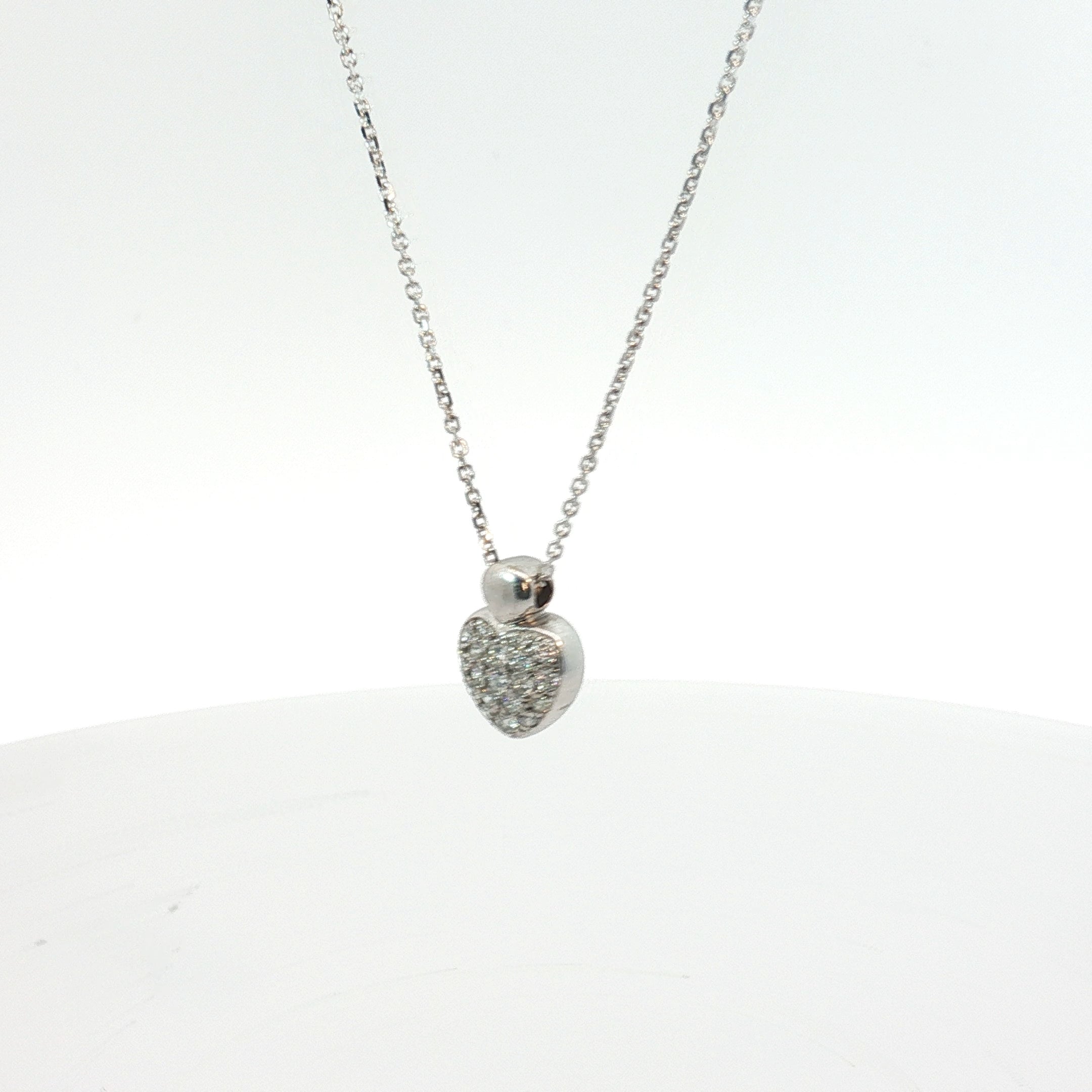 18k White Gold .50ct G VS2 Round Diamond Pave Heart Necklace 16"in