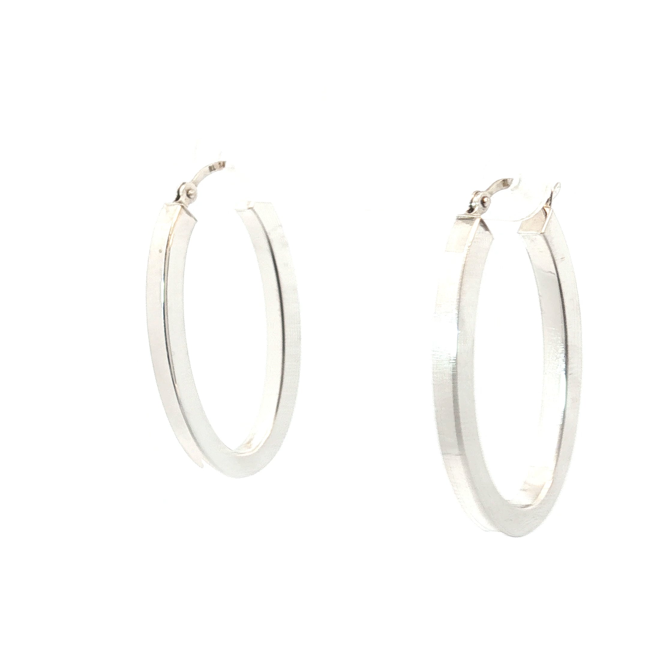 14k White Gold Oval Shape Hoop Earrings 2.6 gram