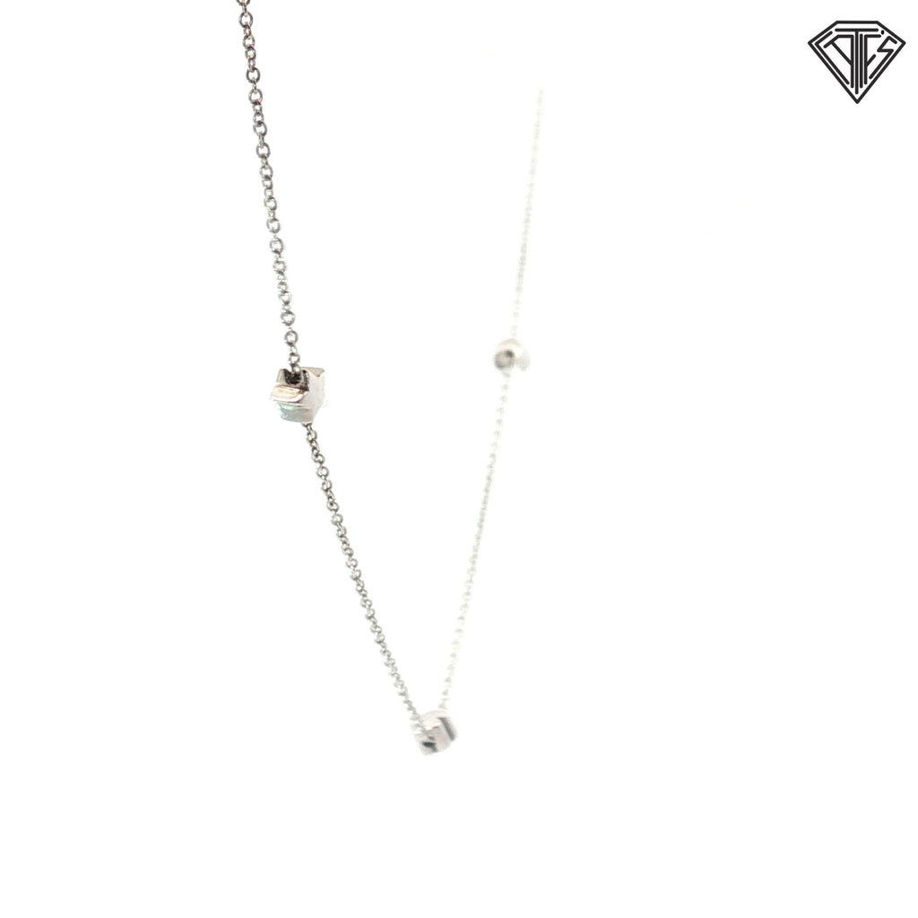 18k White Gold Moon and Flower Charm Necklace 7.4 gram