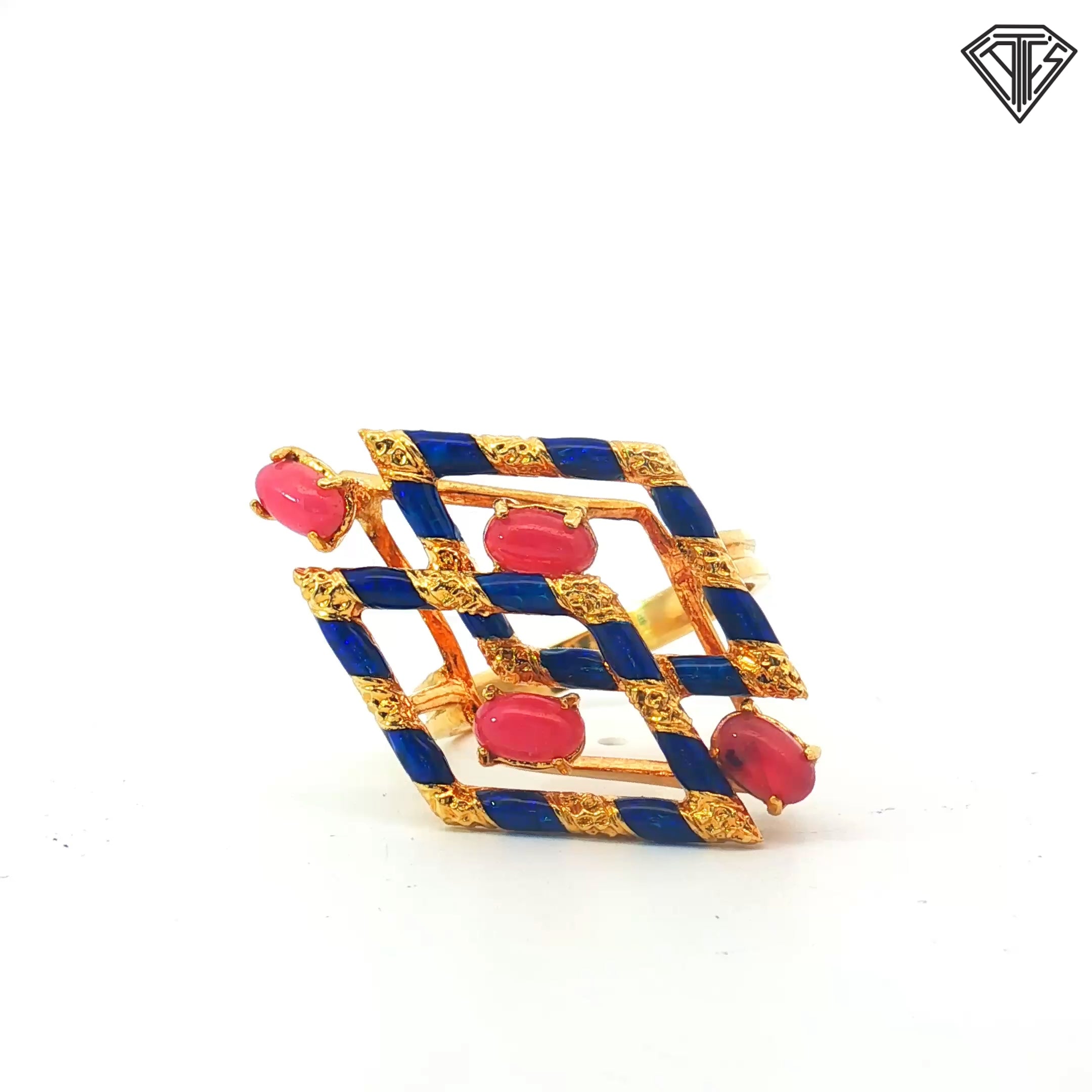 18k Yellow Gold Vintage Blue Enamel / Oval Shape Pink Cabochon Ring Size 5.5