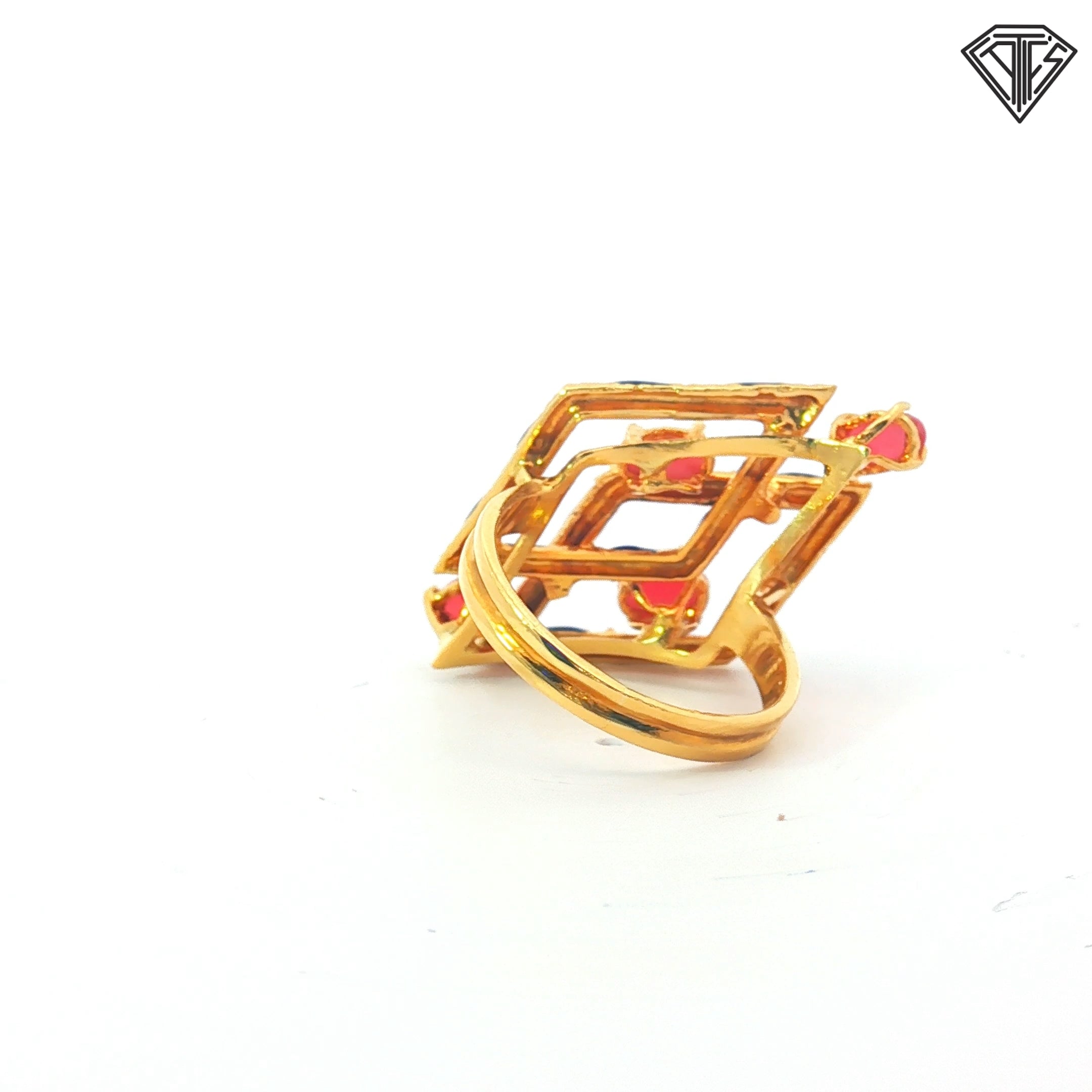 18k Yellow Gold Vintage Blue Enamel / Oval Shape Pink Cabochon Ring Size 5.5