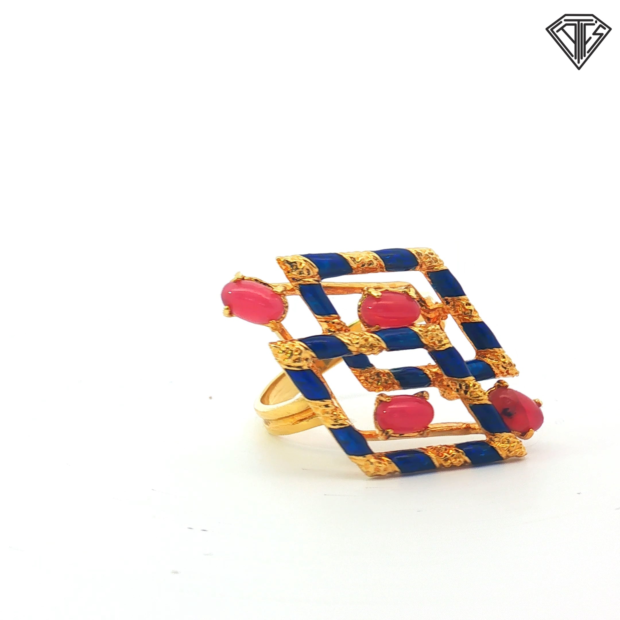 18k Yellow Gold Vintage Blue Enamel / Oval Shape Pink Cabochon Ring Size 5.5