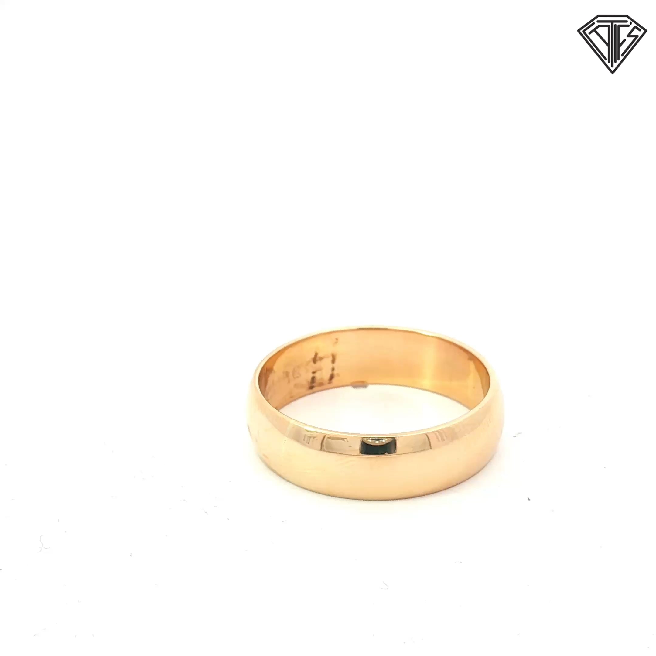 14k Yellow Gold Men Wedding Band Size 9.5 / 5.7 gram