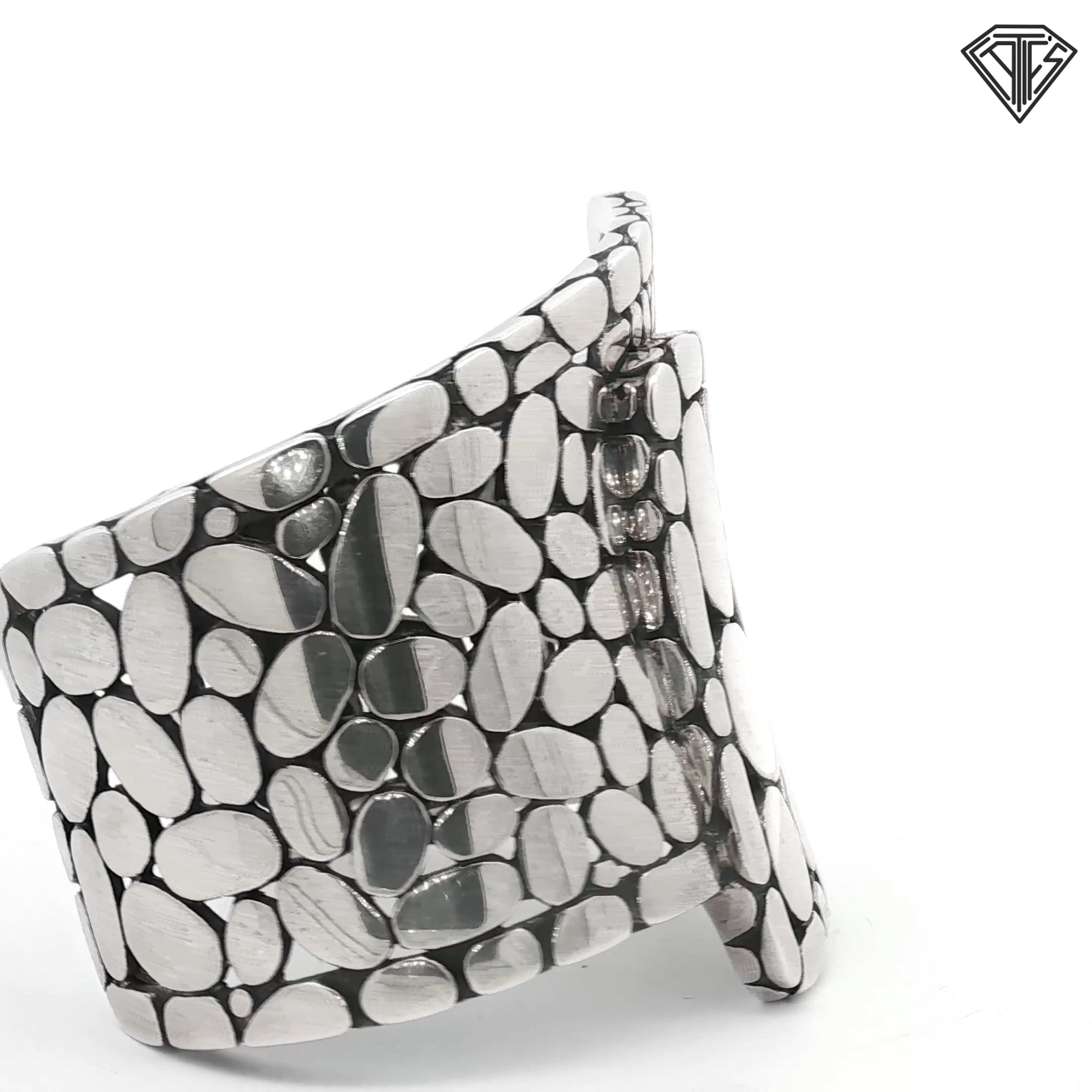 Pre-loved John Hardy Silver Kali Pebble Overlap Cuff Bracelet