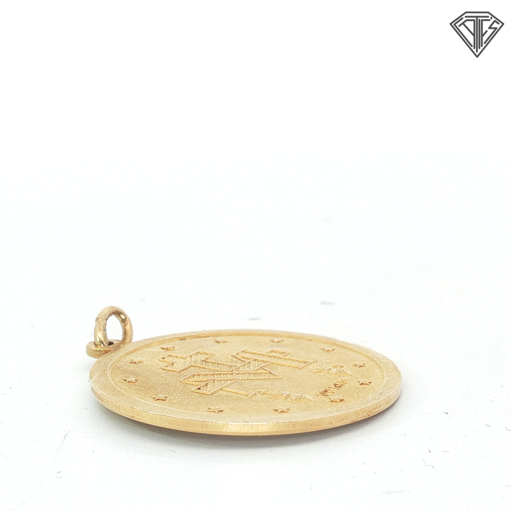 14k Yellow Gold Virgin Mary Medal Pendant 3.7 gram