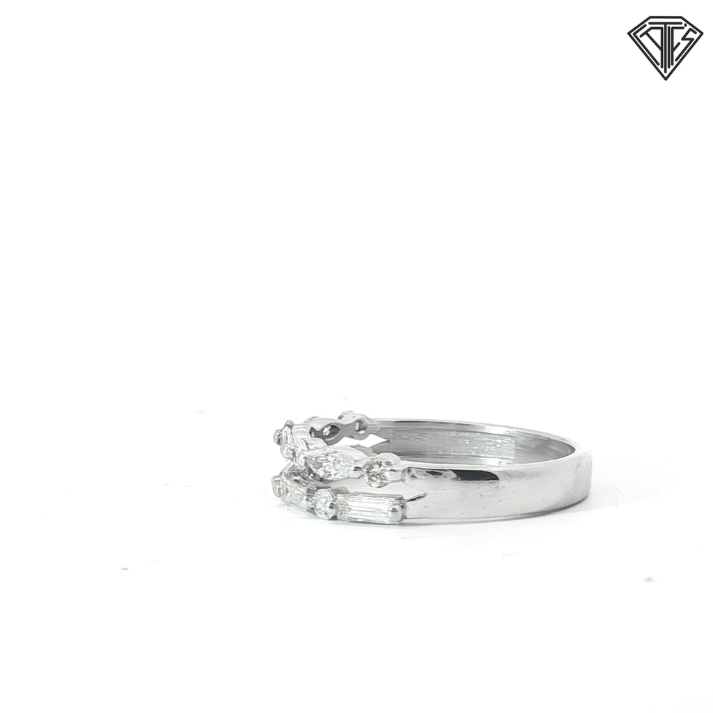 14k White Gold .28ct Marquise/ .25ct Round/ .20ct Baguette G VS2 Diamond Double Band Size 8