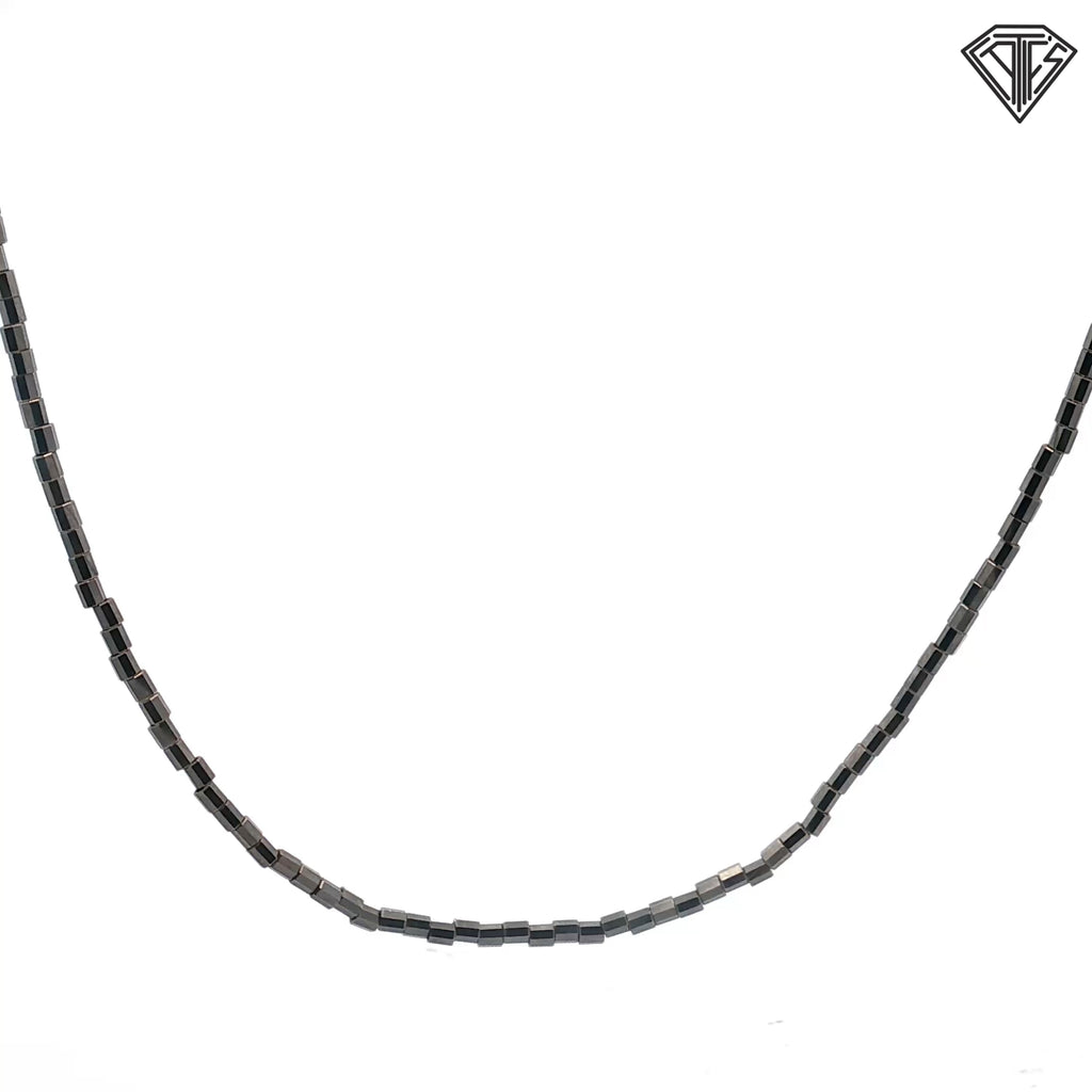 18k White Gold Small Faceted Cube Hematite Beads with Dark Metallic Gray Necklace / Made By Caoro Registered Manufacturer #2161 in Vicenza, Italy  12.2 gram / 20"inch