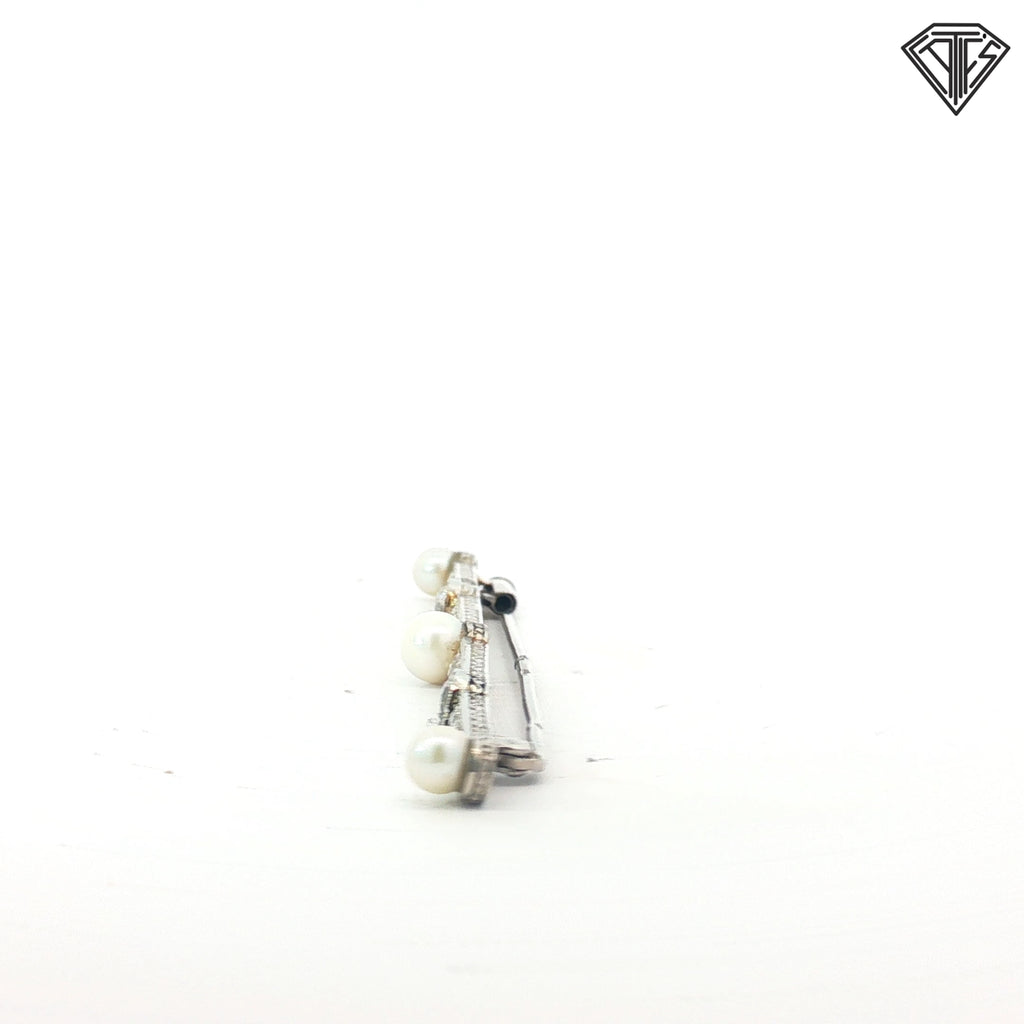 Platinum Edwardian 1.00ct Round Old Mine Cuts Fine Multigrain and Seed Pearls Brooch/Pin