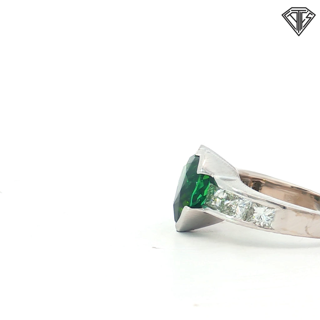 18k White Gold 5.00ct Heart Shape Green Tourmaline/ 1.15ct G VS2 Princess Cut Diamond "Doriann Designer Ring Size 6.5